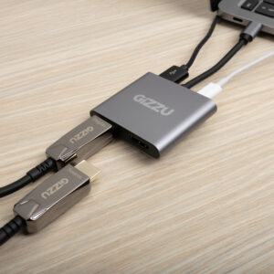 Gizzu 4-in-1 Type-C to Dual HDMI Hub image 6